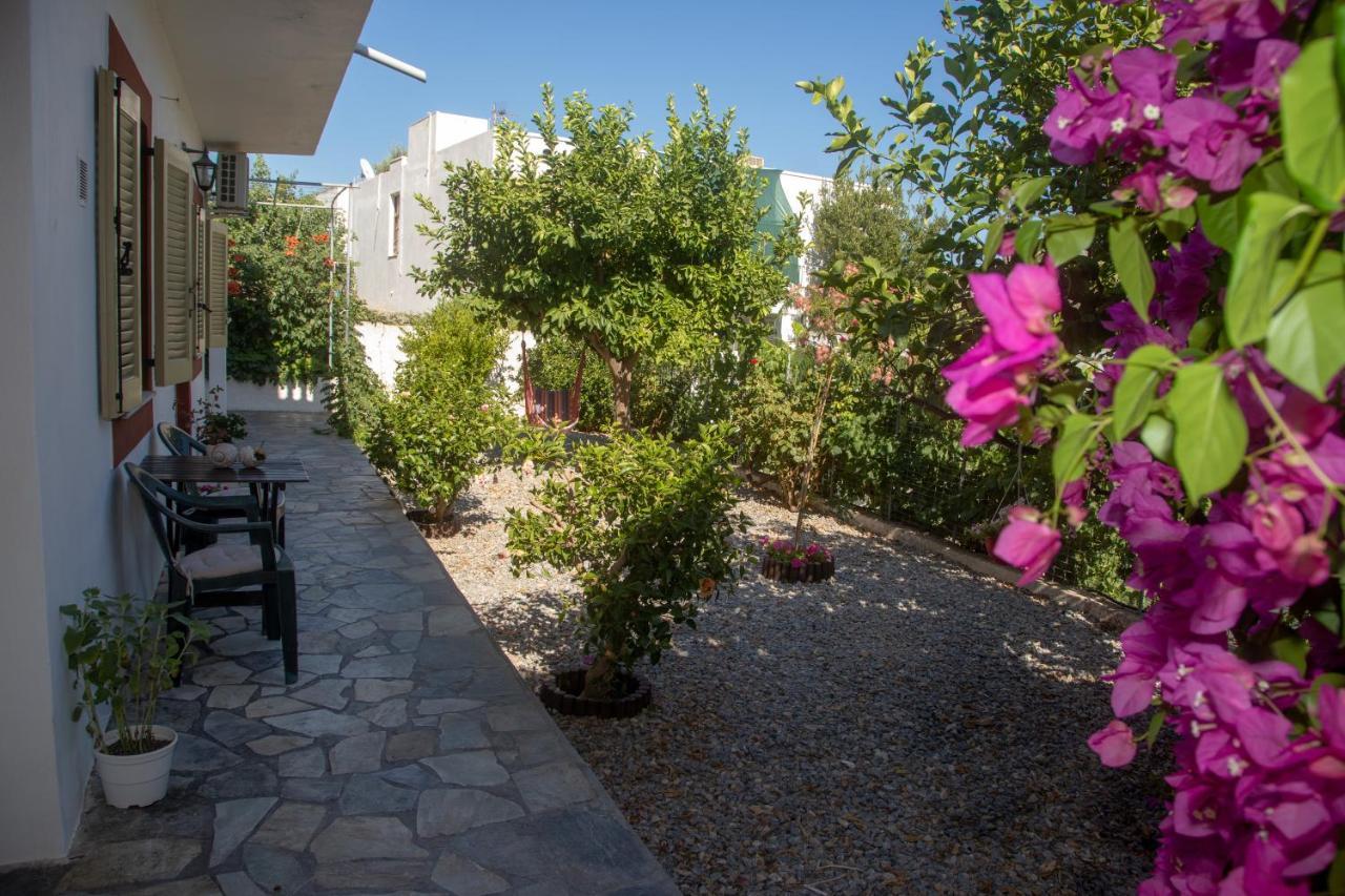 Flowers Studios Skala Exterior foto