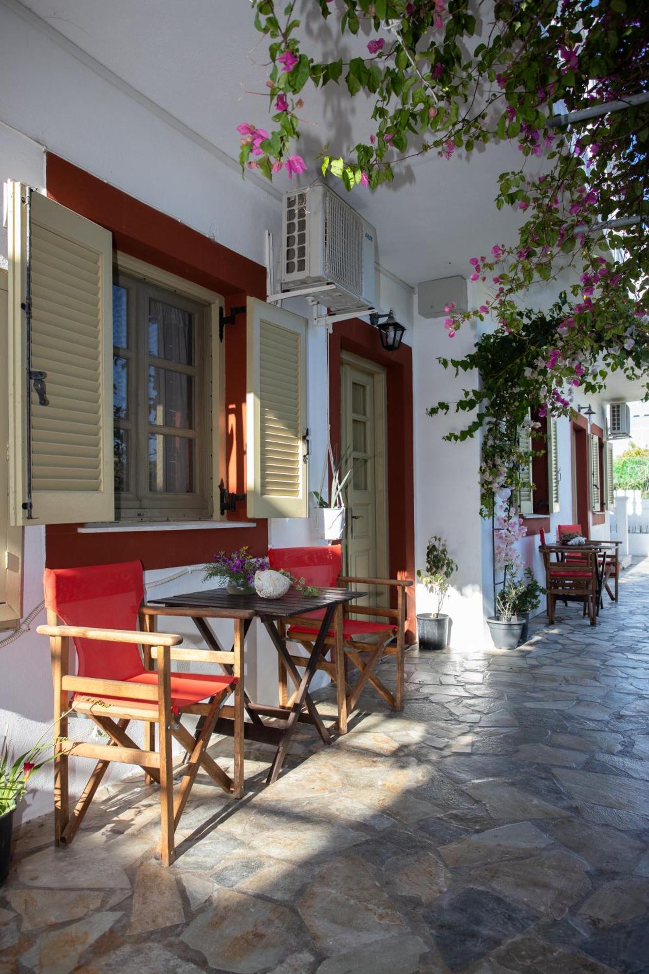 Flowers Studios Skala Exterior foto